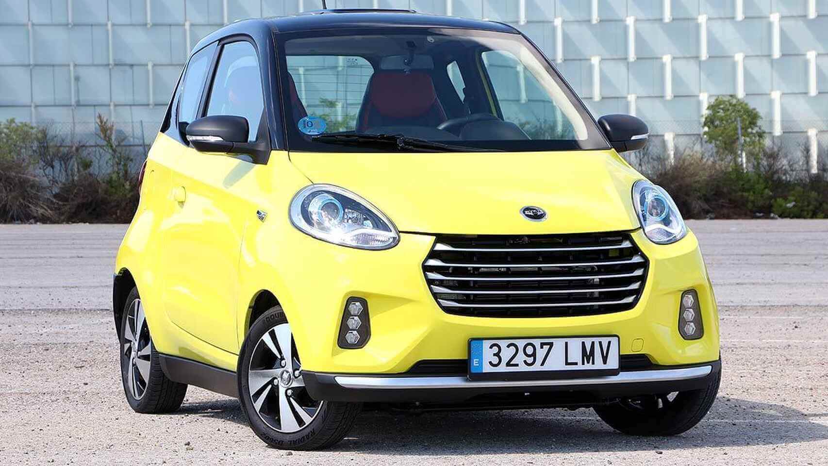 El Español: «Probamos el Invicta Electric D2S, el coche eléctrico más barato de España; desde 8.500 euros»