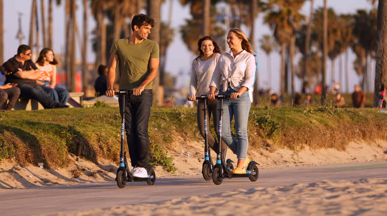Madrid dará nuevas ayudas a la compra de patinetes, bicicletas y motos eléctricas con el Plan Cambia 360